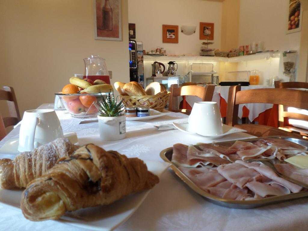 Bed And Breakfast " Il Tesoro Di Mario " Falconara Marittima Dış mekan fotoğraf